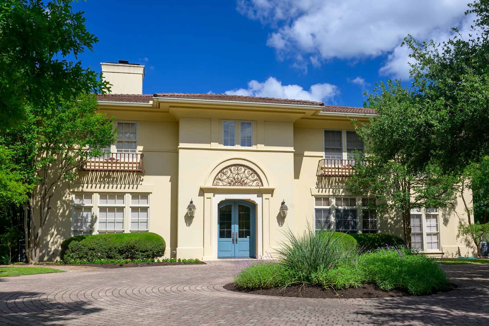 602 Las Lomas, Austin, TX luxury home exterior, sold by David Ashby